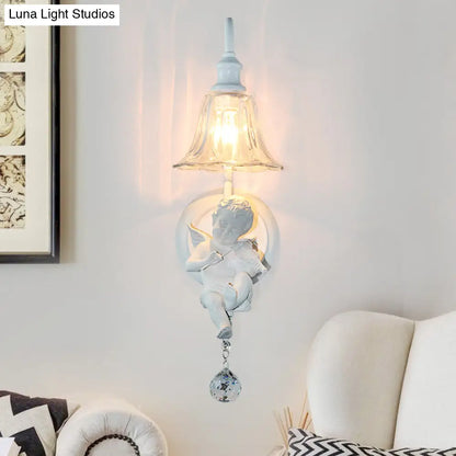 Aplique de pared Angel Cream, lámpara decorativa de resina de una cabeza, pantalla de cristal con forma de flor y esfera de cristal.