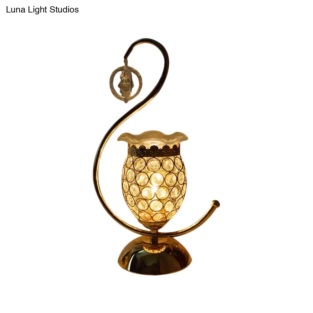 Anna - Lámpara de mesa moderna con forma de cubo/flor, estilo modernista, con incrustaciones de cristal, una cabeza, color dorado, con brazo curvo.