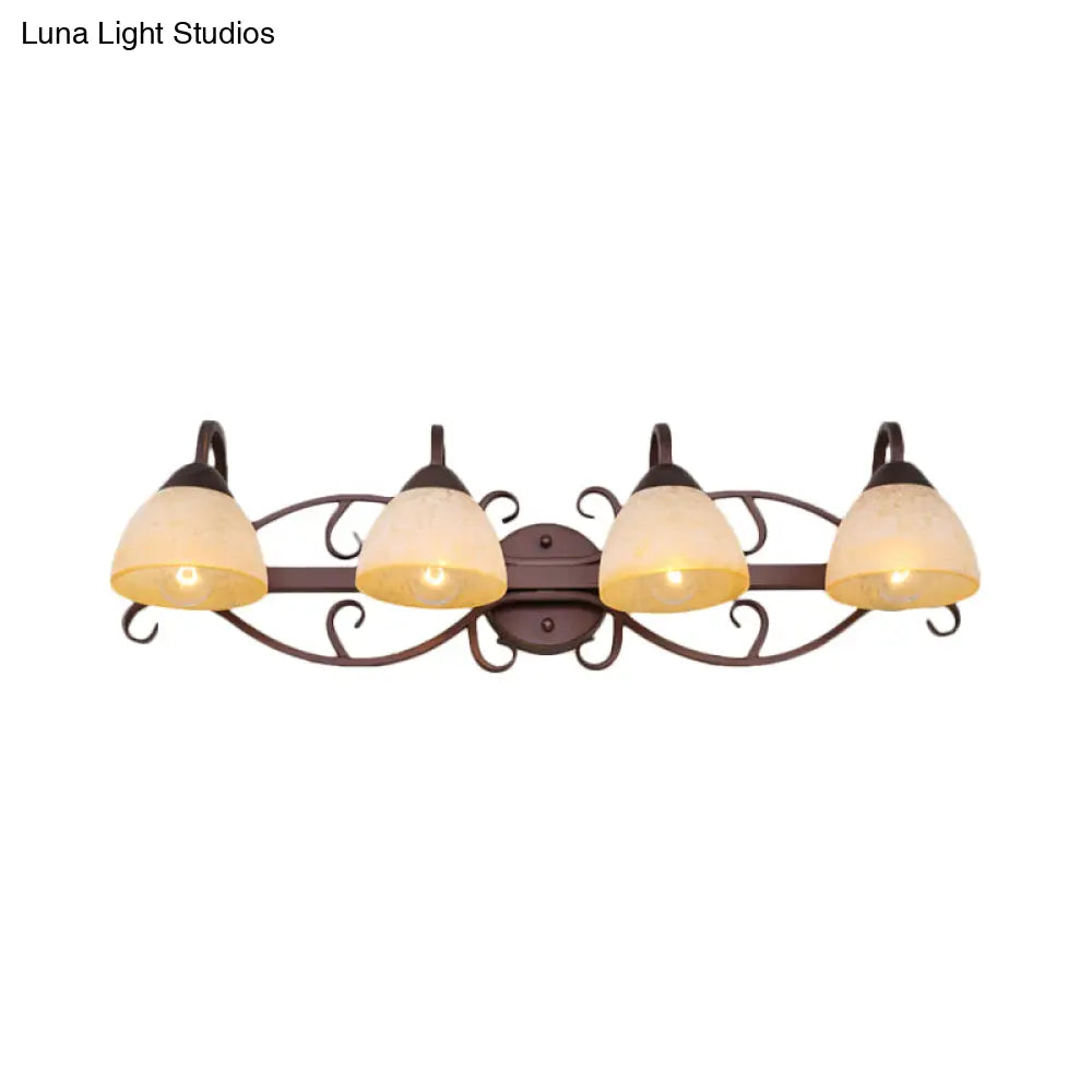 Aplique de pared antiguo de cristal beige con brazo curvo y múltiples bombillas para baño