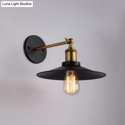 Aplique de pared metálico antiguo con pantalla cónica negra - 1 luz para pasillo