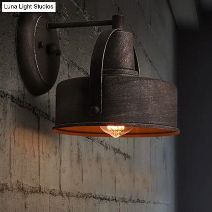 Aplique de pared antiguo de metal negro con pantalla cilíndrica/en forma de trompeta - Lámpara de pared rústica retro, 1 luz