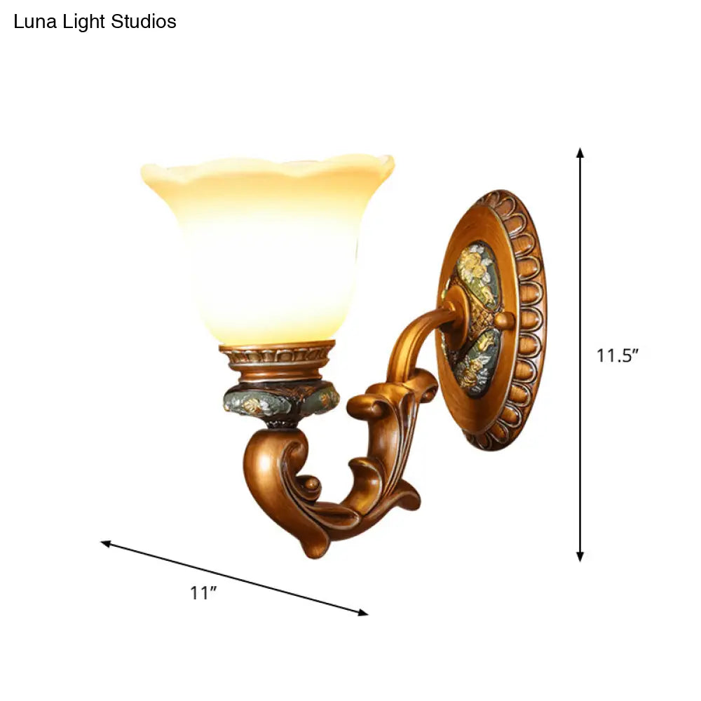 Lámpara de pared antigua con pantalla de flor - Aplique de cristal para dormitorio