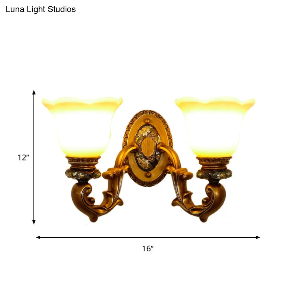 Lámpara de pared antigua con pantalla de flor - Aplique de cristal para dormitorio