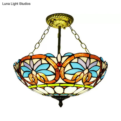 Lámpara de techo LED DecorBites™ de estilo victoriano en latón antiguo - Elegante plafón semiempotrado con pantalla invertida para dormitorio