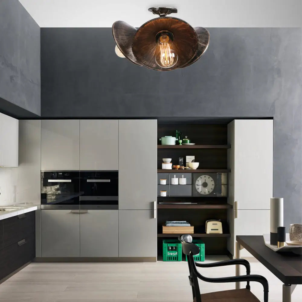 Lámpara de techo DecorBites™ en bronce antiguo/plata envejecida con elegante acabado de hierro forjado - 3 cabezales, montaje semiempotrado para vestíbulo