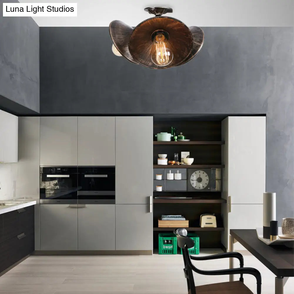 Lámpara de techo DecorBites™ en bronce antiguo/plata envejecida con elegante acabado de hierro forjado - 3 cabezales, montaje semiempotrado para vestíbulo