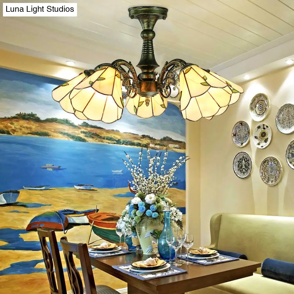 Lámpara colgante DecorBites™ de vitral en bronce antiguo: estilo Tiffany con diseño de hojas, cola de pavo real y flores, 3/5 luces