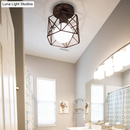 Lámpara de techo semiempotrada DecorBites™ con jaula de alambre en bronce antiguo y pantalla hexagonal
