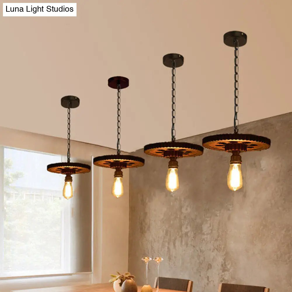 Lámpara de araña antigua de bronce con engranajes tallados en madera: Lámpara colgante estilo loft con iluminación descendente tipo bistró de 1/3/7 bombillas.