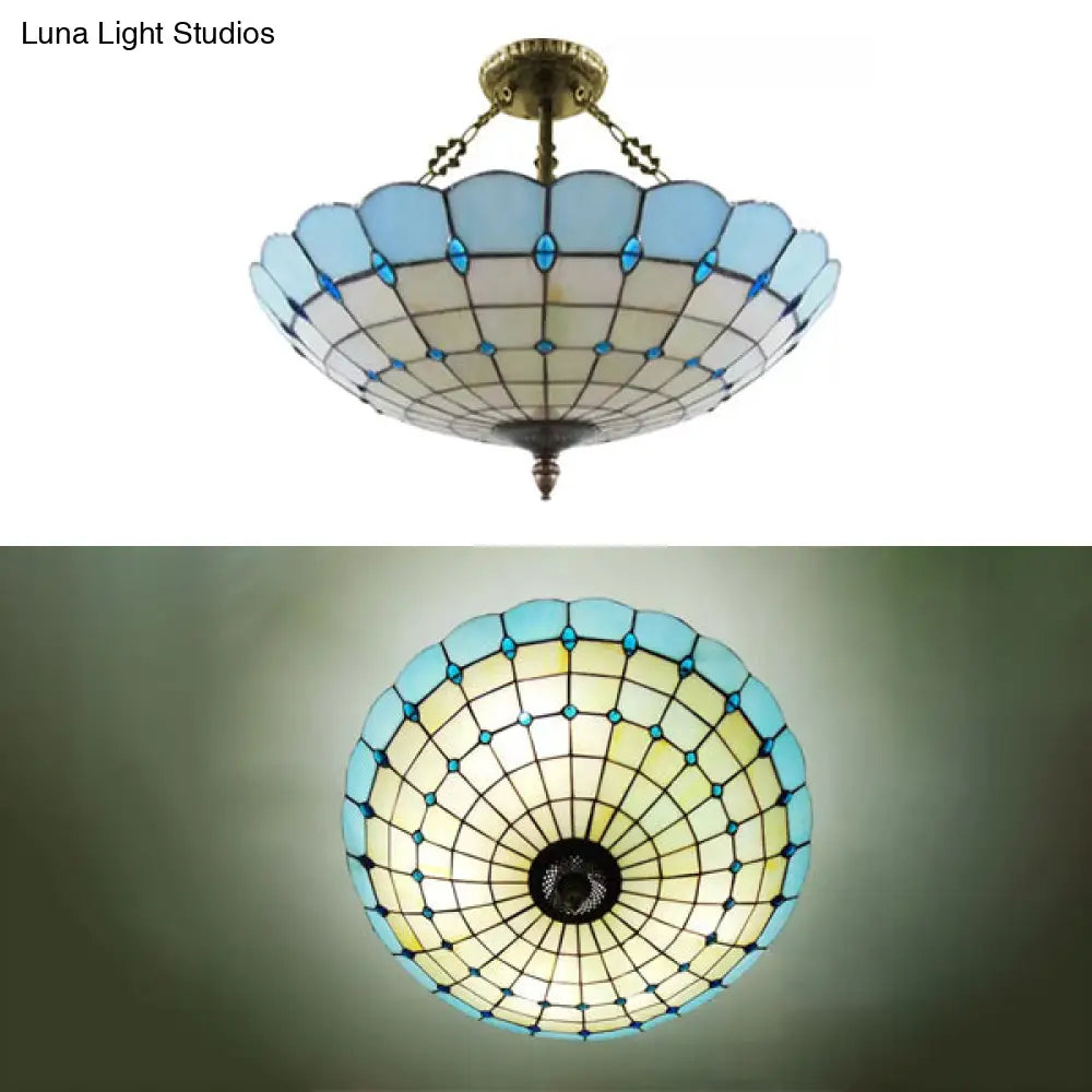 Lámpara de techo DecorBites™ estilo Tiffany en cobre antiguo para dormitorio - 4 luces, montaje semiempotrado en cúpula con pantalla de cristal, 20,3 cm de alto x 49,5 cm de profundidad