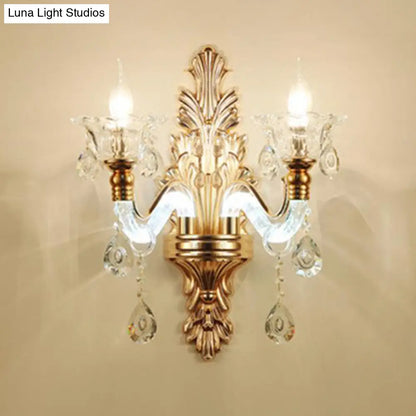Aplique de pared antiguo de cristal dorado con textura floral y detalles de cristal para sala de estar