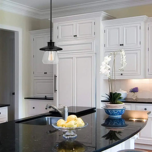 مصباح معلق على شكل جرة معدنية سوداء عتيقة مع غطاء زجاجي شفاف لإضاءة سقف غرفة الطعام