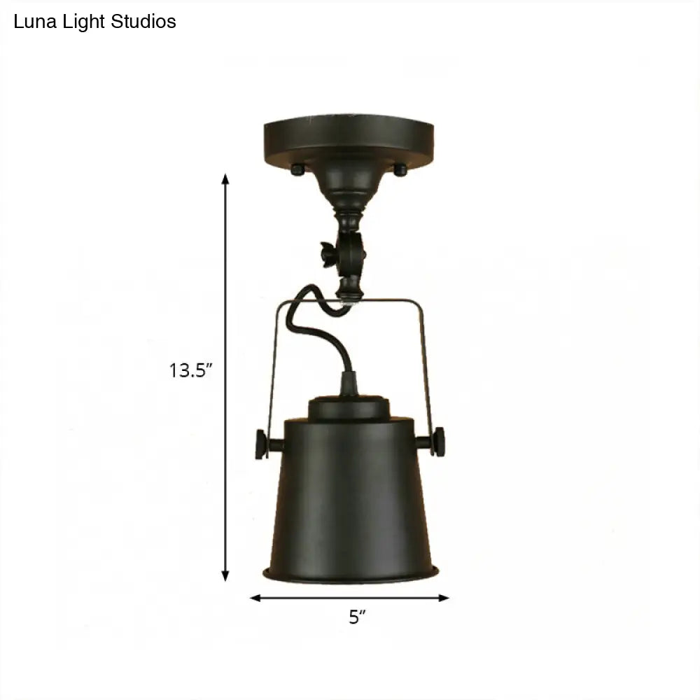 Lámpara de techo DecorBites™ con pantalla de cubo de metal antiguo - Lámpara colgante semiempotrada giratoria para salas de estar - 1 bombilla, negro/óxido