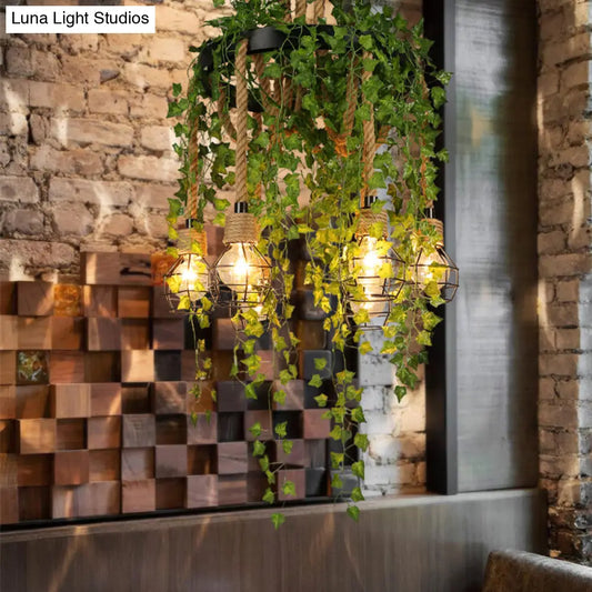 ثريا معدنية عتيقة معلقة: مصباح سقف مطعم بستة مصابيح باللون الأسود