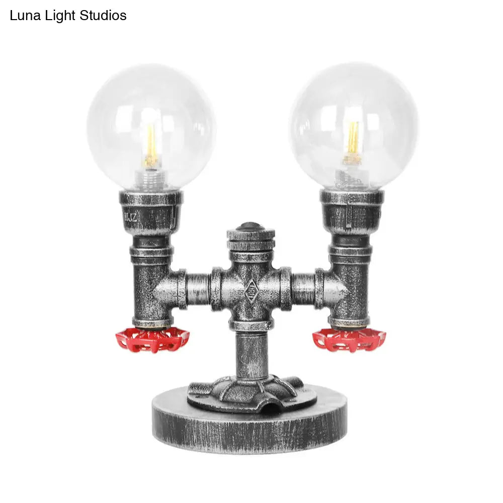 Lámpara de mesa redonda de plata antigua con pantalla de cristal transparente/ámbar - Estilo industrial, 2 luces y base robusta