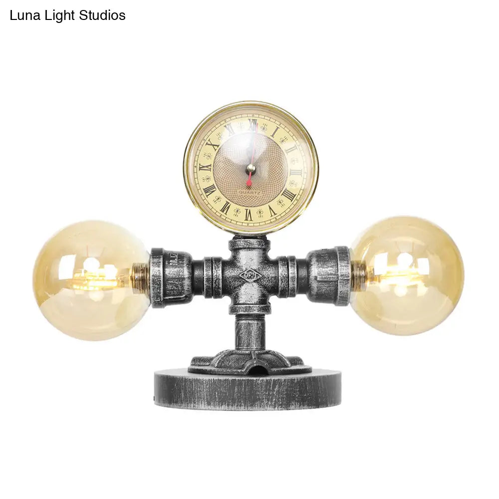 Lámpara de mesa redonda de plata antigua con pantalla de cristal transparente/ámbar - Estilo industrial, 2 luces y base robusta