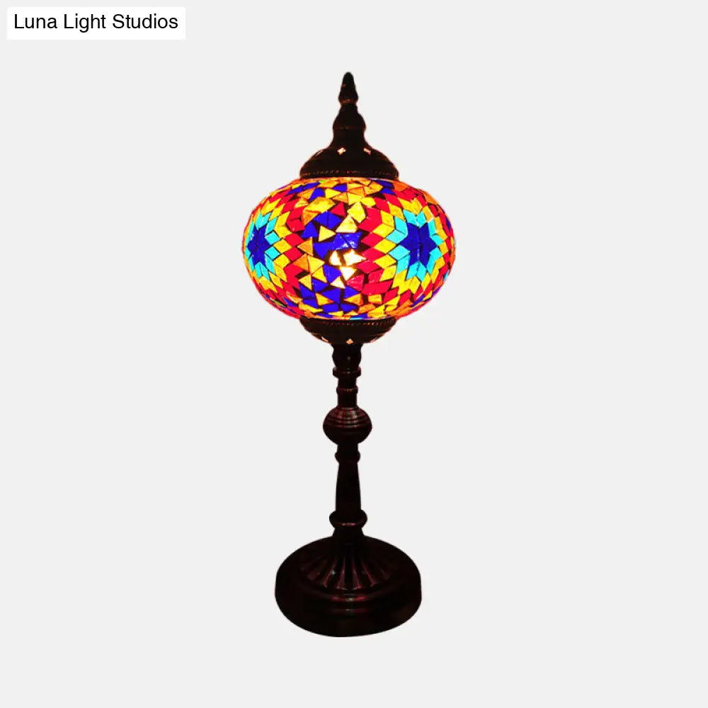 Lámpara de mesa de noche antigua de vitral con diseño elíptico – Ideal para el escritorio del dormitorio – Disponible en blanco, rojo y azul