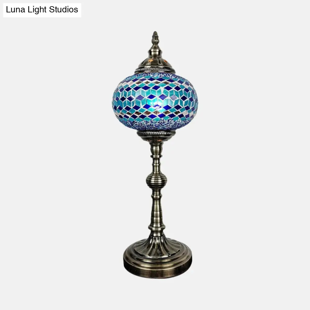 Lámpara de mesa de noche antigua de vitral con diseño elíptico – Ideal para el escritorio del dormitorio – Disponible en blanco, rojo y azul