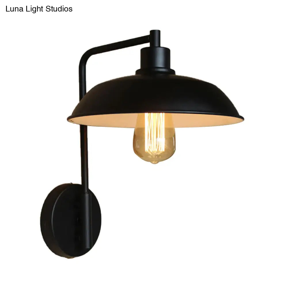 مصباح حائطي عتيق الطراز، مزود بمصباح واحد، باللون الأسود/الصدأ المعدني، مزود بذراع منحني للممر