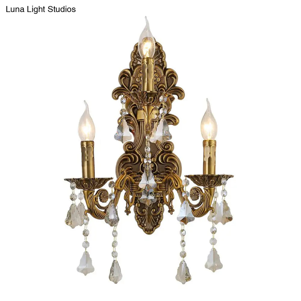 Aplique de pared de estilo antiguo con tres luces y gota de cristal - Lámpara de pared metálica