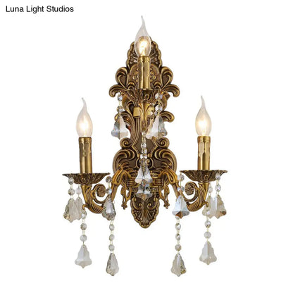 Aplique de pared de estilo antiguo con tres luces y gota de cristal - Lámpara de pared metálica