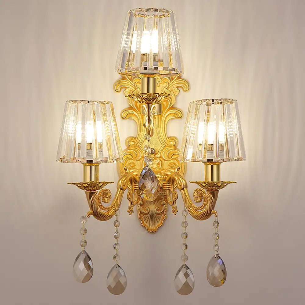 Aplique de pared de estilo antiguo con tres luces y gota de cristal - Lámpara de pared metálica