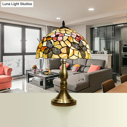 Lámpara de escritorio antigua Tiffany con forma de cúpula - Lámpara de mesa de vitral con diseño de flor azul/libélula/mariposa para dormitorio (2 luces)