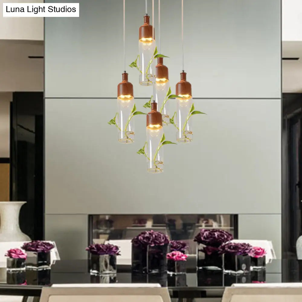 Lámpara de techo colgante con forma de racimo de botellas de vino antiguas - LED metálico con múltiples bombillas, acabado marrón