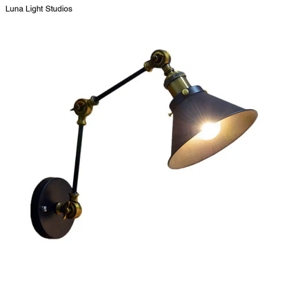 Aplique de pared antiguo con brazo articulado para mesilla de noche - 1 luz, montaje en pared con pantalla metálica