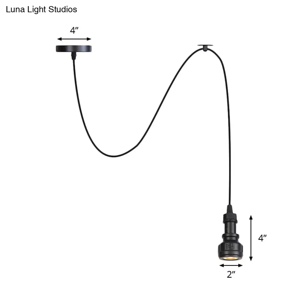 مصباح معلق على شكل أنبوب مياه معدني أسود عتيق للردهة - تصميم رأسي