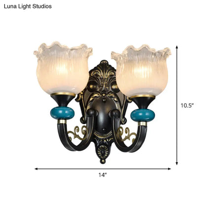 Aplique de pared floral de cristal opalino negro envejecido con diseño acanalado - Lámpara de pared