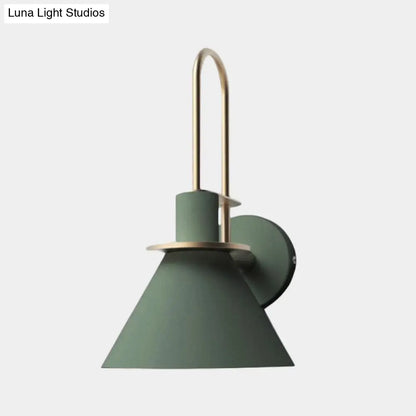 Antiqued Cone Metal Wall Mounted Sconce in White/Black/Green with Handle for Bedside
