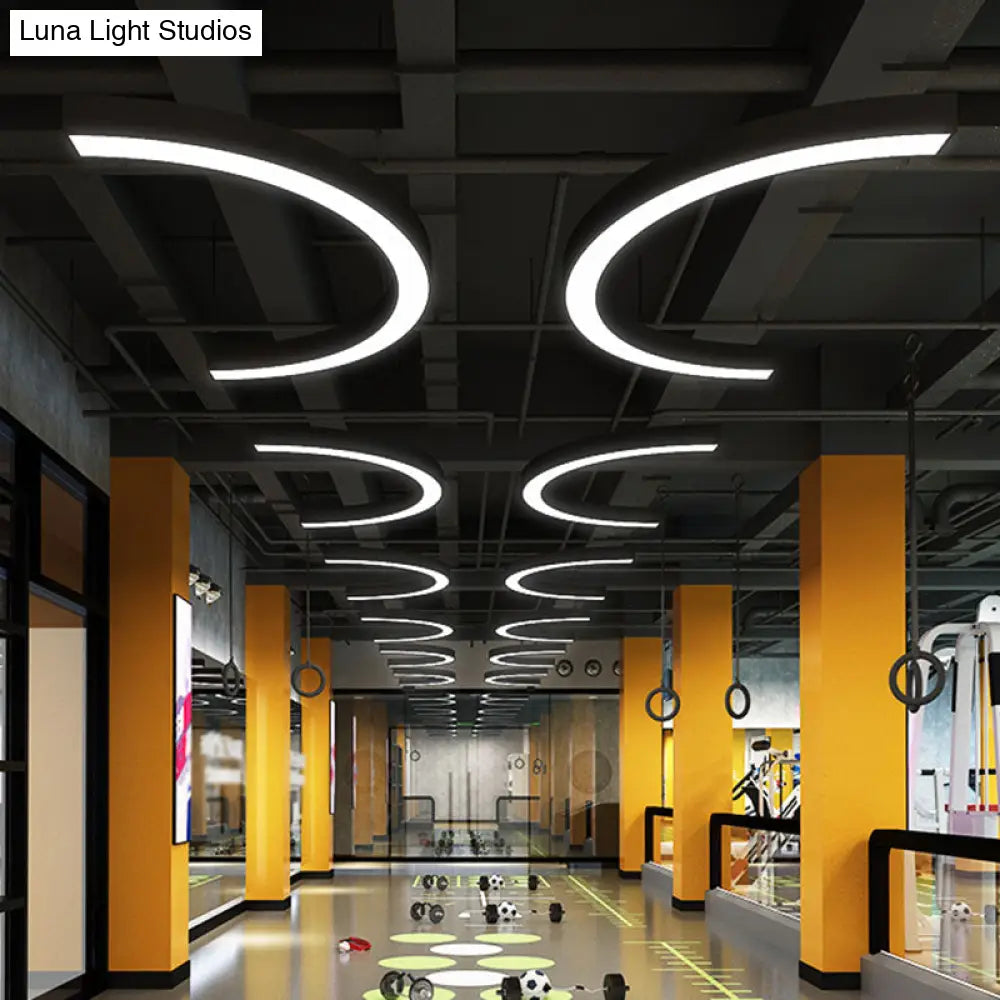 DecorBites™ Arc Shaped Gym Pendant Lamp Metal Contemporary LED Hanging Ceiling Light in Black