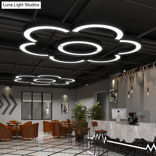 مصباح معلق معدني بتصميم قوس على شكل صالة ألعاب رياضية من DecorBites™ بتصميم معاصر LED للسقف باللون الأسود