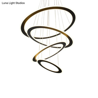 Lámpara de techo circular LED Art Déco en color negro para escalera