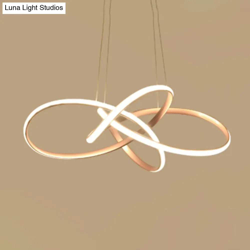 Lámpara de techo LED Art Déco dorada con motivos florales - Elegante lámpara colgante de metal para el comedor