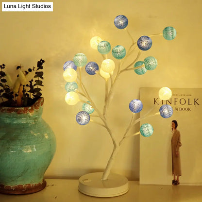 Lámpara de mesa nocturna LED Art Déco con diseño de árbol y bolas de hilo de algodón - Rosa/Azul/Verde