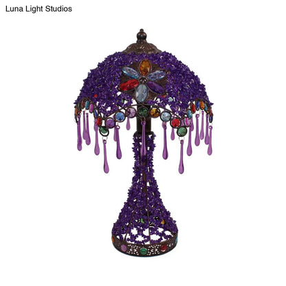 Lámpara de mesilla Art Déco con borde festoneado - Base metálica, luz roja/morada - Iluminación perfecta para la mesa del salón