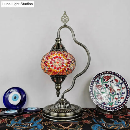 Lámpara de mesa Art Déco con forma de globo de cristal de colores y brazo curvo - Blanco/Rojo/Amarillo