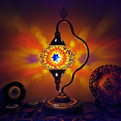 Lámpara de mesa Art Déco con forma de globo de cristal de colores y brazo curvo - Blanco/Rojo/Amarillo