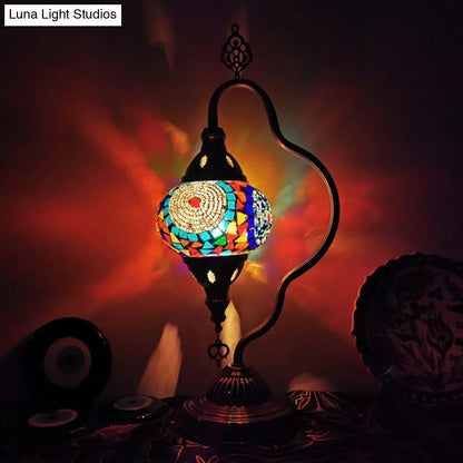 Lámpara de noche Art Déco de vidrieras - Brazo curvo, 1 bombilla, para mesita de noche (Rojo/Amarillo/Naranja)