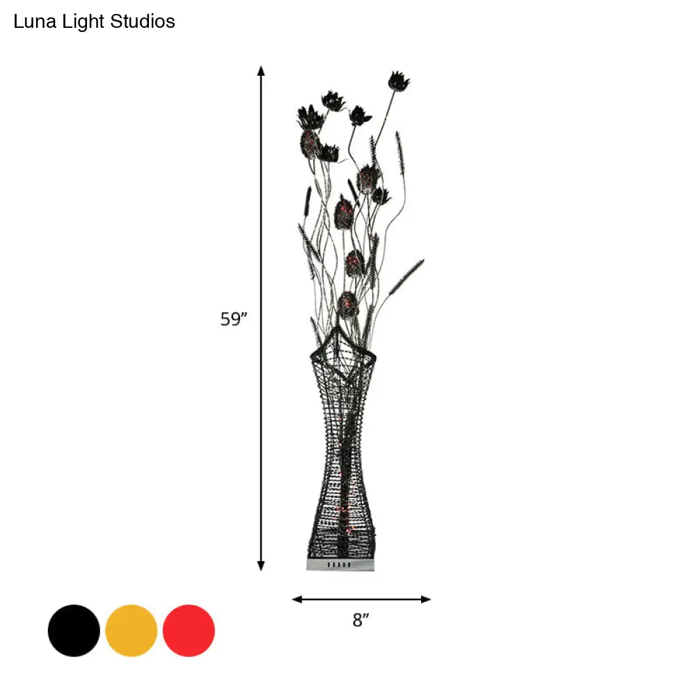 Lámpara de pie LED Art Decor Entwing Branch con base geométrica - Oro/Negro/Rojo