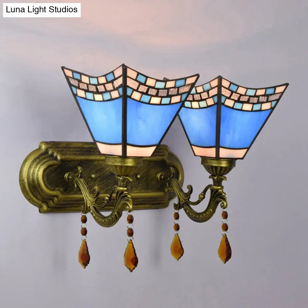 Aplique de pared Artisan Blue: Lámpara de pared mediterránea de vitral con 2 bombillas de ágata para vestíbulo