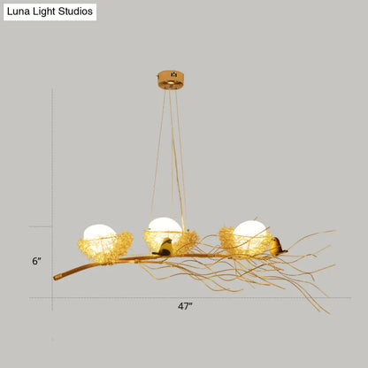 Lámpara de isla DecorBites™ Artistic Aluminum Wire Nest con huevo y pájaro de madera: una pieza colgante única para el comedor