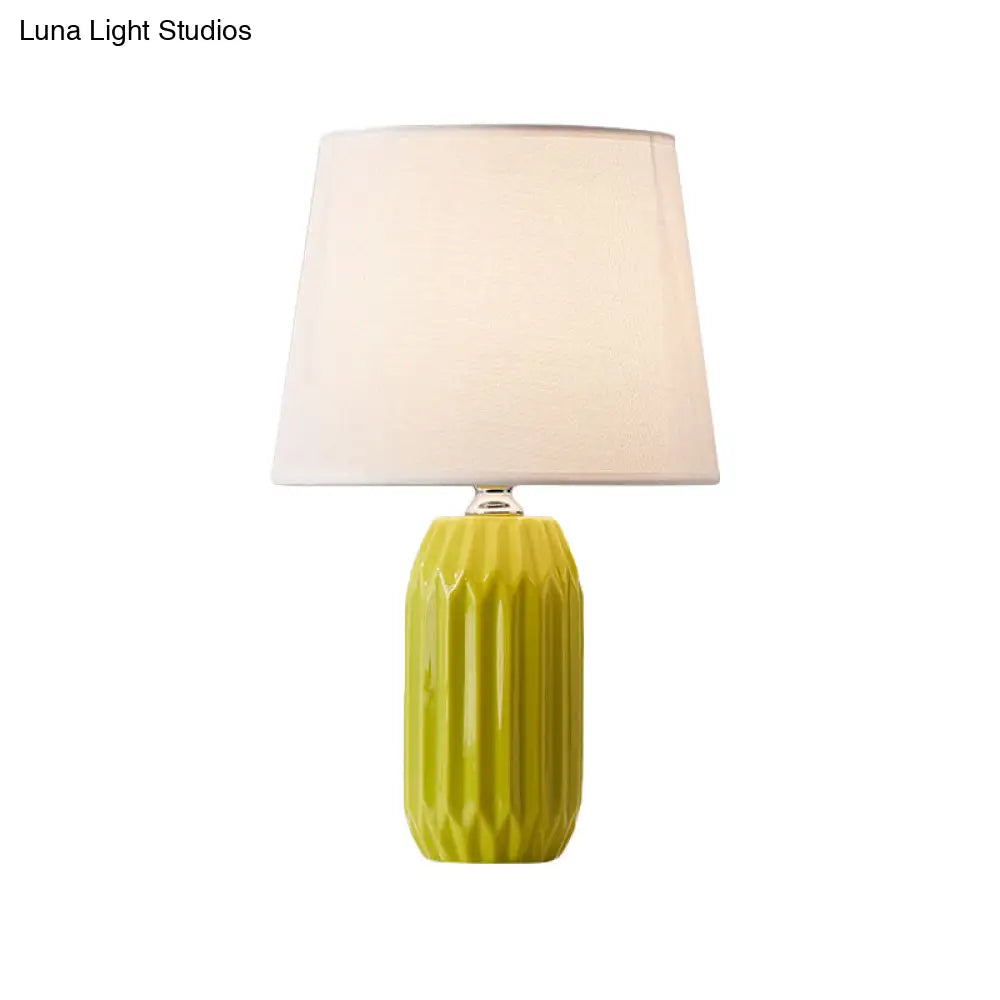 Asellus Primus - Lámpara de mesa nórdica