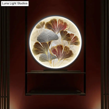 Aplique de pared Asia LED con forma de hoja de ginkgo en dorado con pantalla metálica