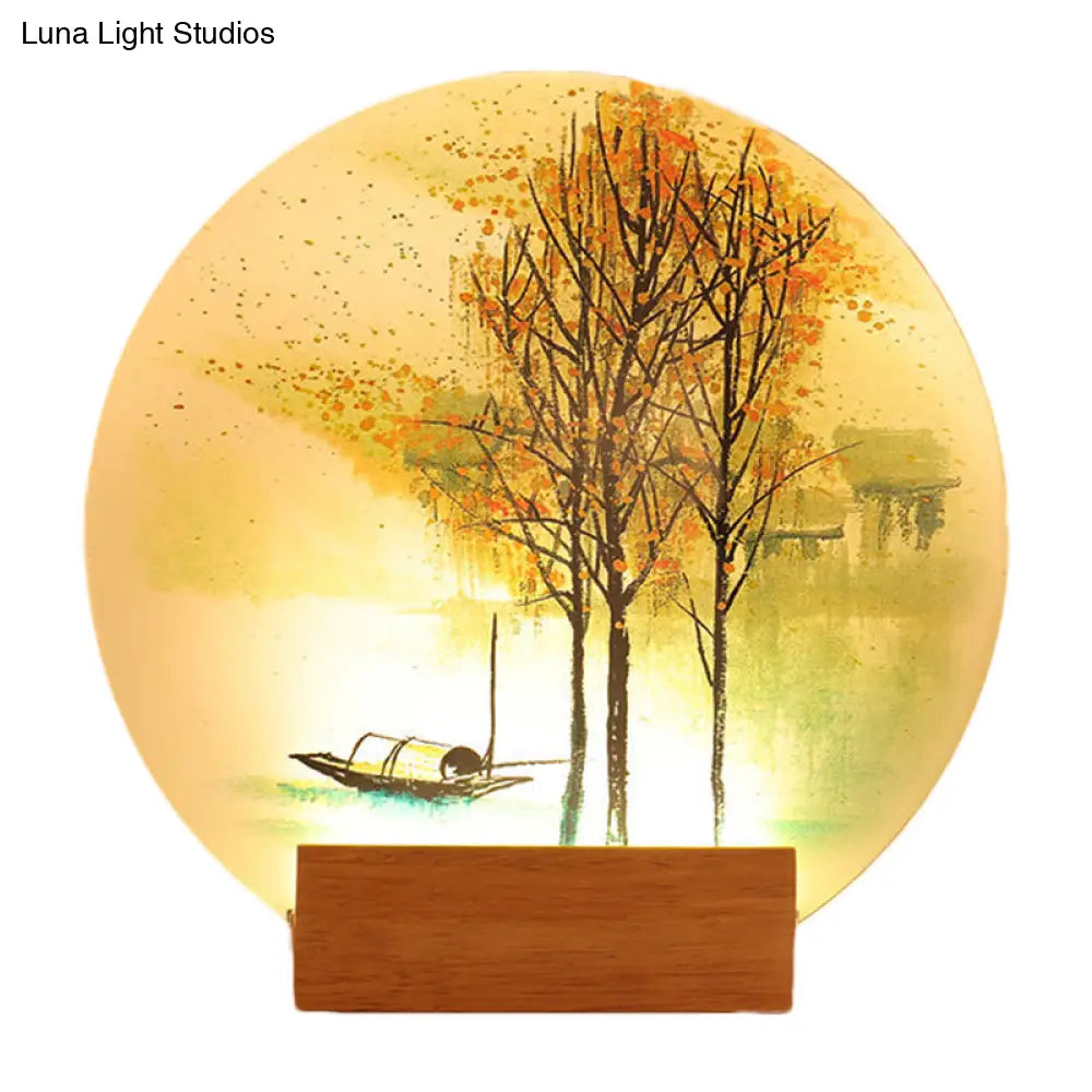 Aplique de pared LED asiático con brazo de madera - Diseño mural de peces dorados/barcos para mesita de noche