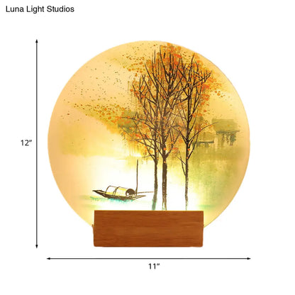 Aplique de pared LED asiático con brazo de madera - Diseño mural de peces dorados/barcos para mesita de noche