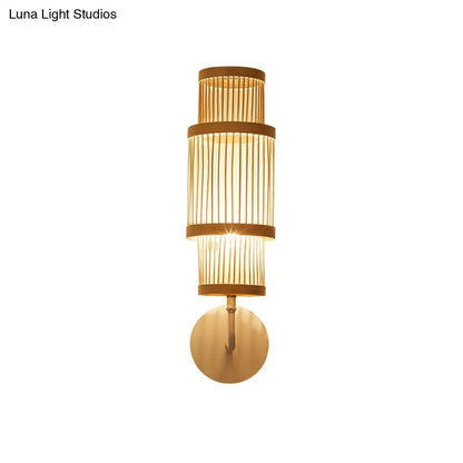 Aplique de pared de bambú de estilo asiático – Lámpara cilíndrica, bombilla individual, iluminación de madera con brazo curvo – Ideal para restaurantes