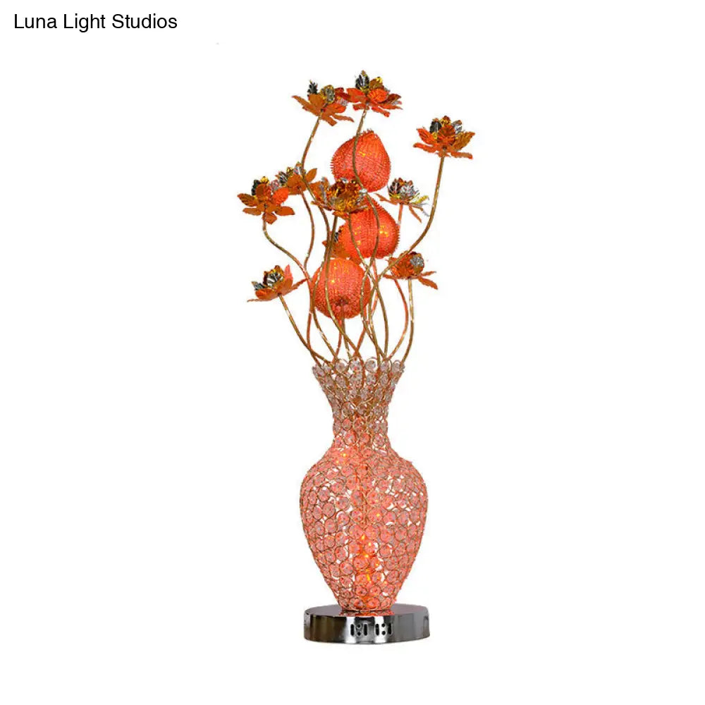 أوبري - ديكور فني لإضاءة طاولة LED ذهبية اللون، مصباح طاولة ليلية مُرصّع بالكريستال على شكل زهرة الأناناس